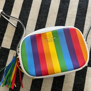 Adorable rainbow colored Kate Spade crossbody purse!